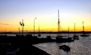 Cale du port de Pénerf, un soir de fête de la mer